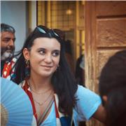 Studentessa universitaria offre aiuto compiti e ripetizioni di matematica, scienze, italiano, latino, inglese
